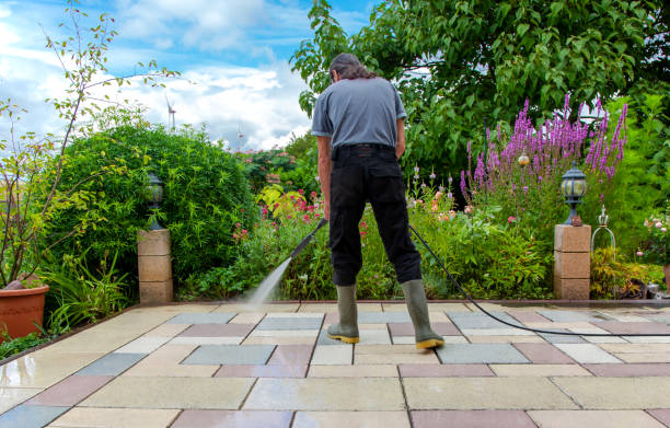 Professional Pressure washing in Cuyahoga Falls, OH